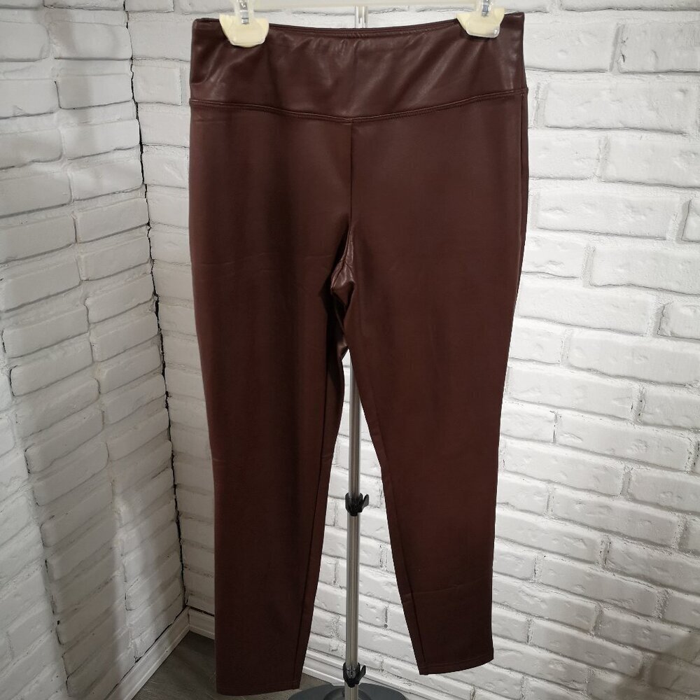Cleo Ladies Size Small Dark Brown Faux Leather Pull On Style Leggings
